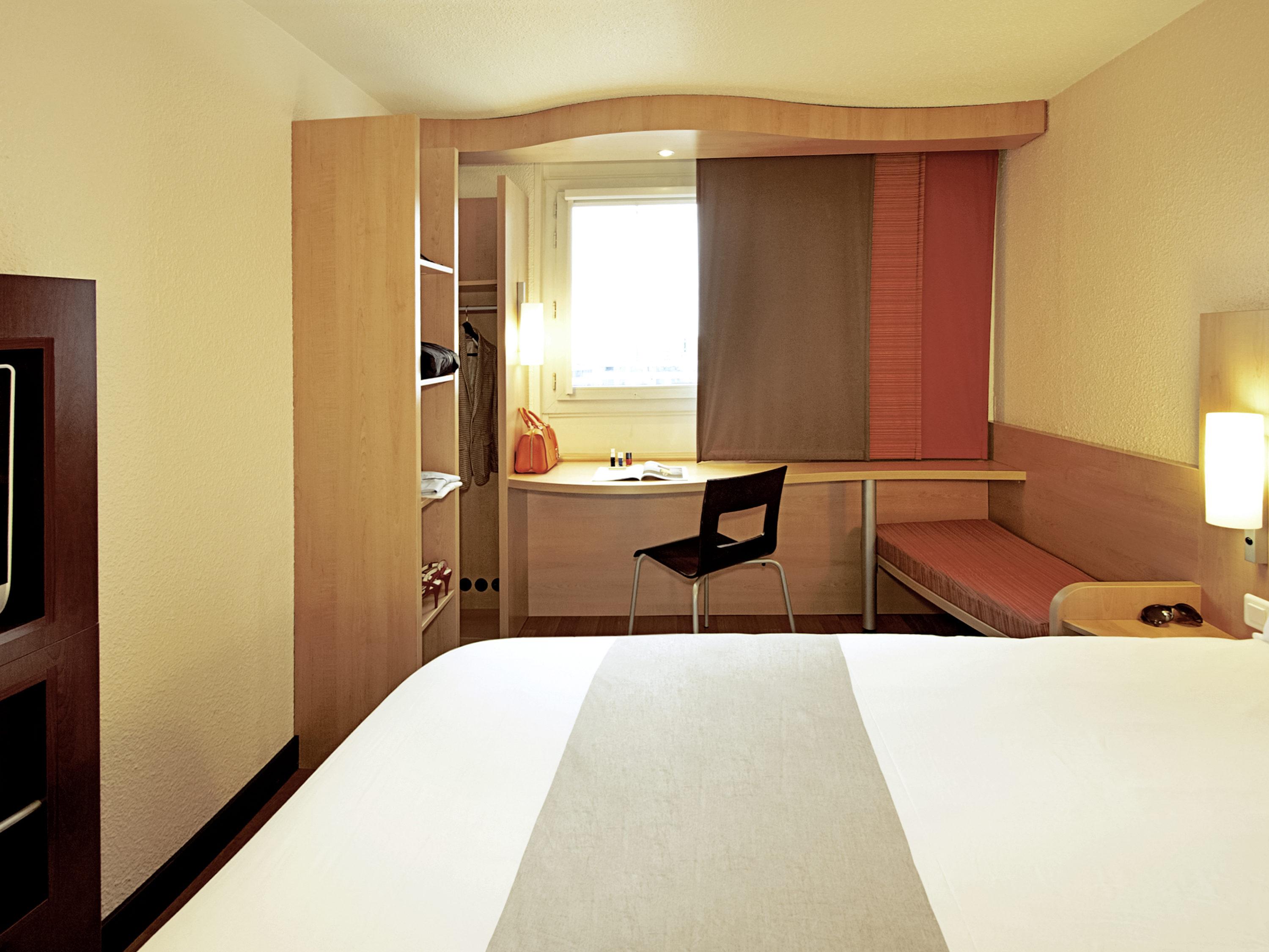 Ibis Chateau-Thierry エソーム・シュル・マルヌ エクステリア 写真