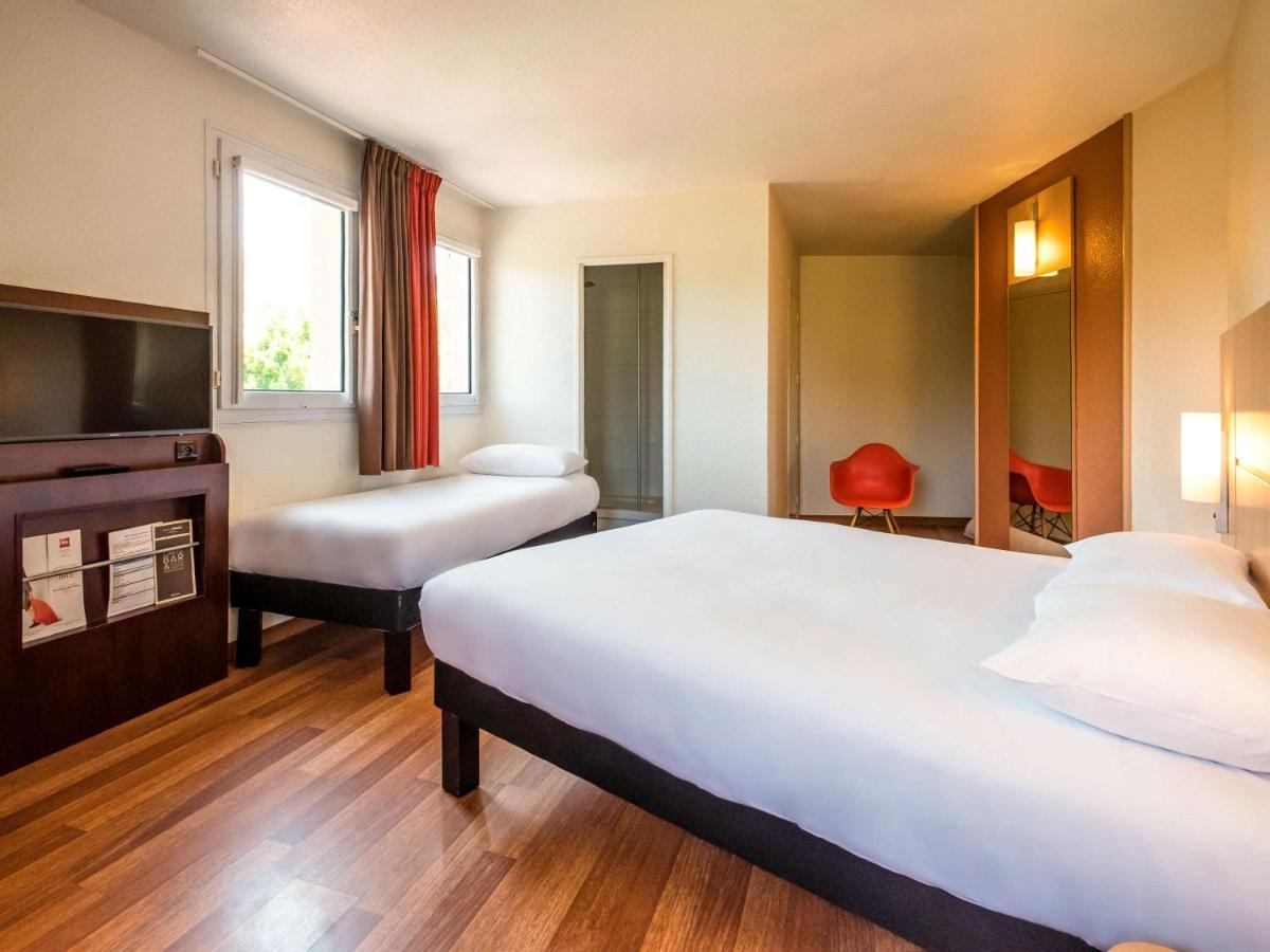 Ibis Chateau-Thierry エソーム・シュル・マルヌ エクステリア 写真